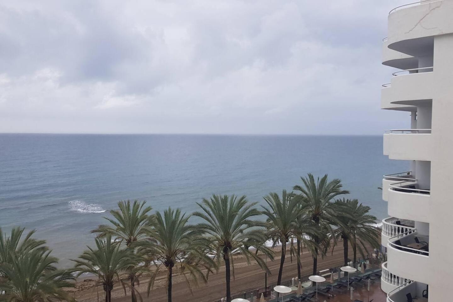 Palm Beach Marbella Apartamento Luaran gambar
